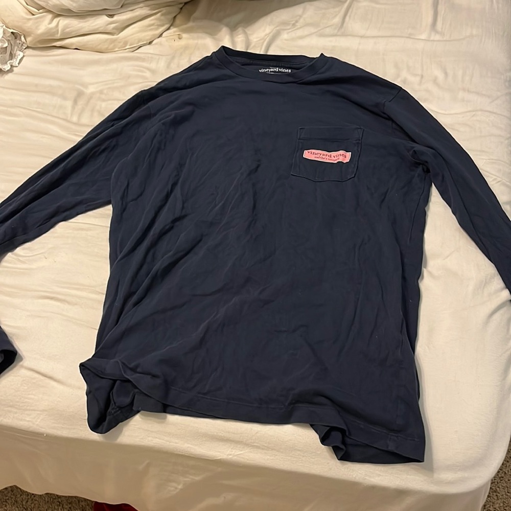 Vineyard vines tshirt